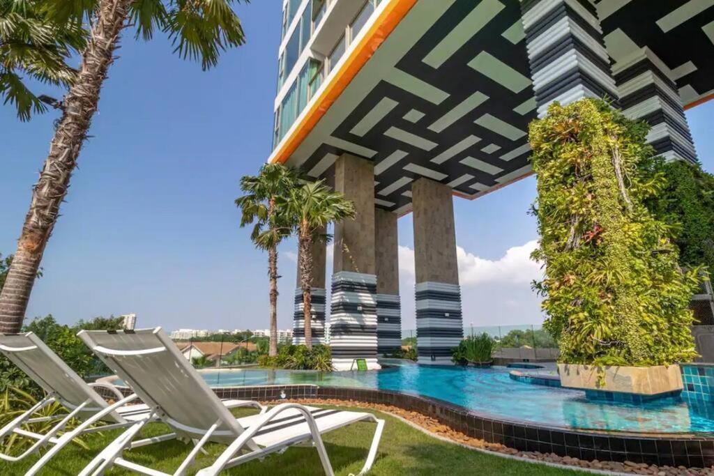 The Riviera Jomtien Apartamento Exterior foto