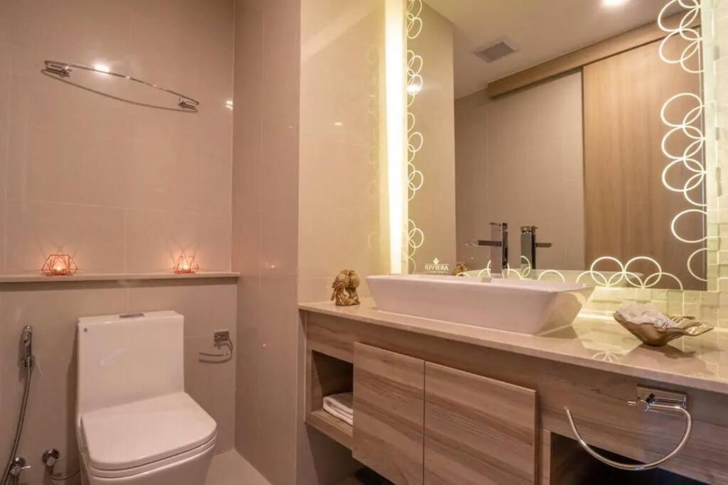 The Riviera Jomtien Apartamento Exterior foto